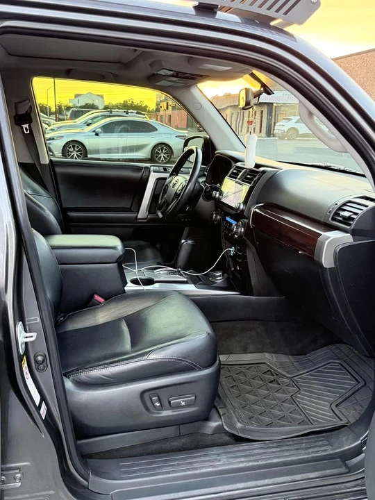2018 Toyota 4Runner 5th Gen - Image 8 of 15