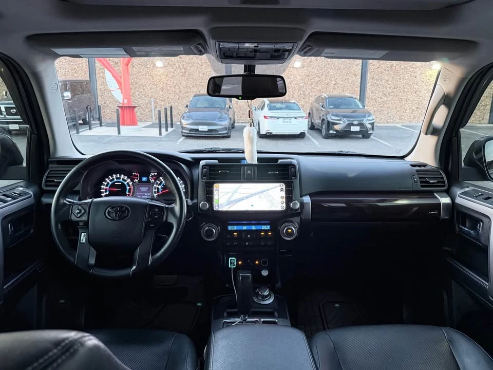 2018 Toyota 4Runner 5th Gen - Image 10 of 14