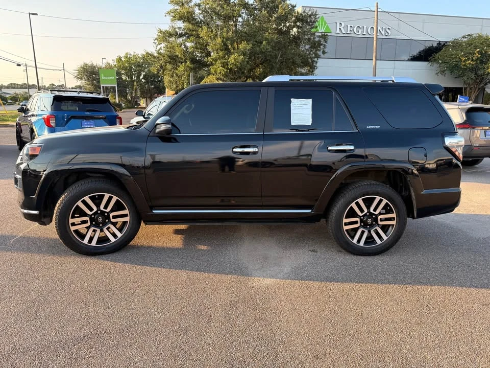 2018 Toyota 4Runner 5th Gen - Image 3 of 12