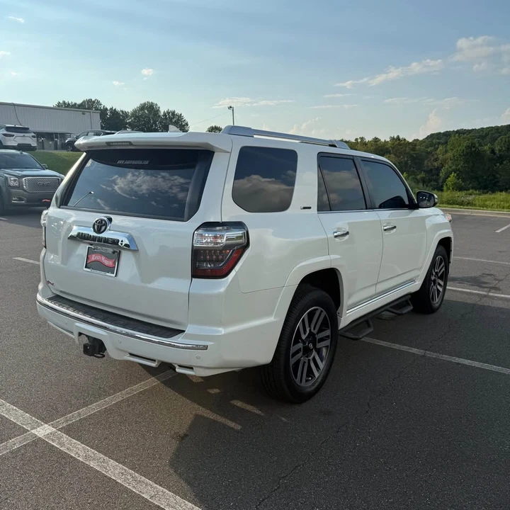 2018 Toyota 4Runner 5th Gen - Image 4 of 10