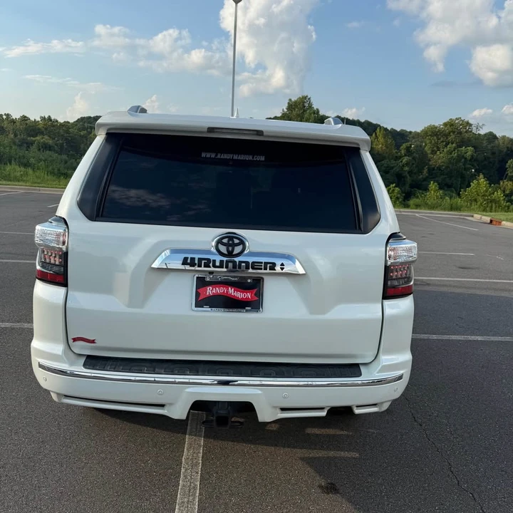 2018 Toyota 4Runner 5th Gen - Image 5 of 10