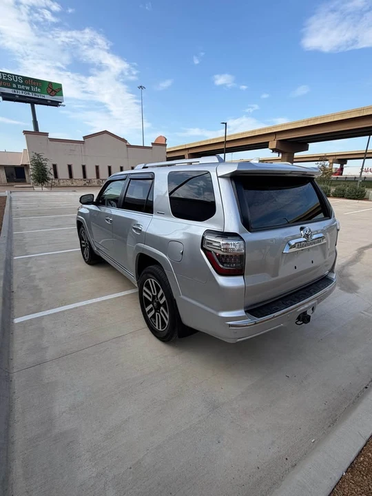 2018 Toyota 4Runner 5th Gen - Image 5 of 12