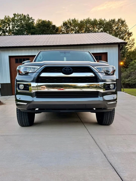 2018 Toyota 4Runner 5th Gen - Image 2 of 16