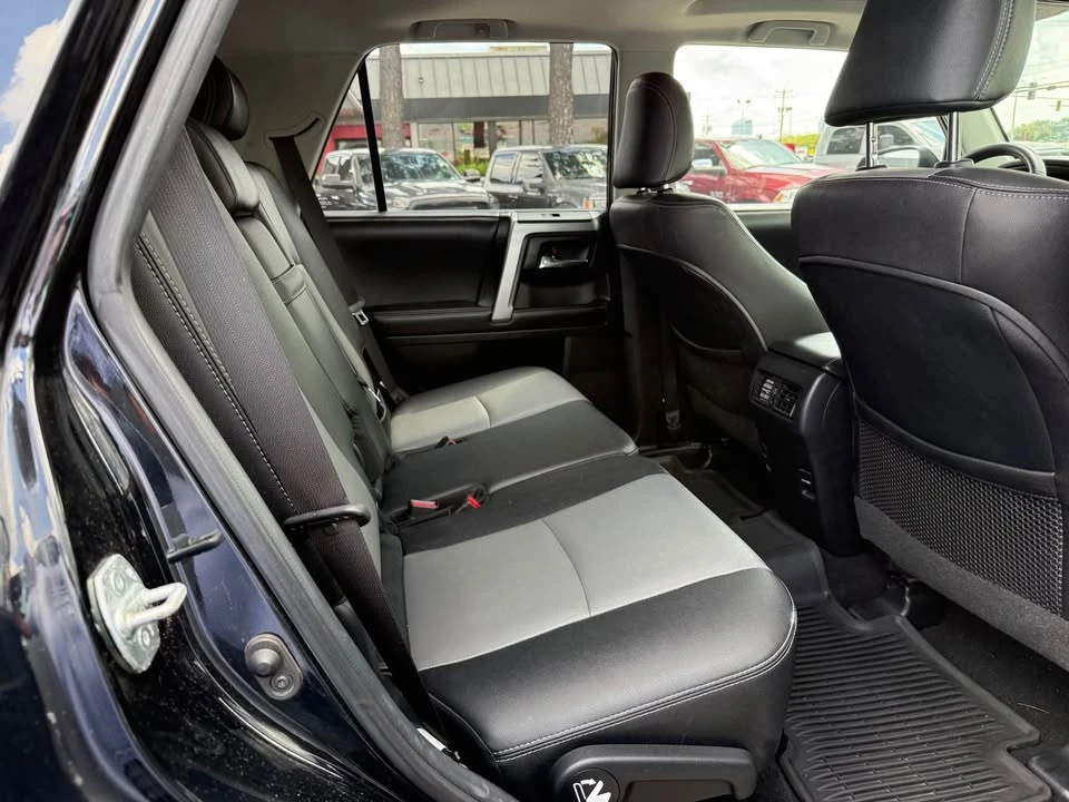 2018 Toyota 4Runner 5th Gen - Image 9 of 12