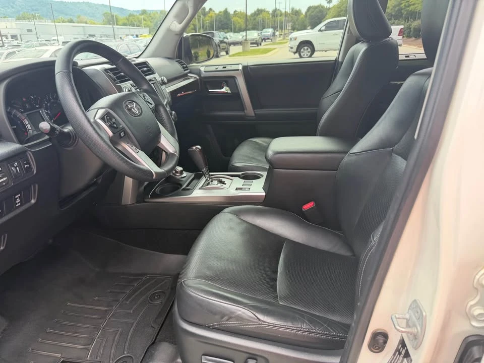 2018 Toyota 4Runner 5th Gen - Image 10 of 13