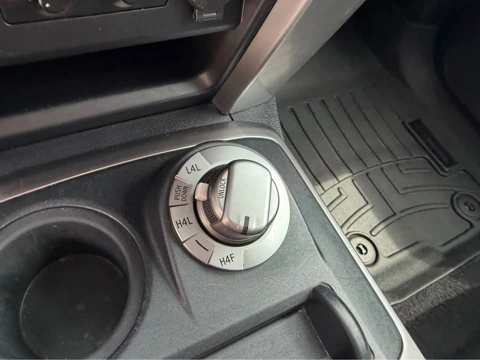 2018 Toyota 4Runner 5th Gen - Image 12 of 13