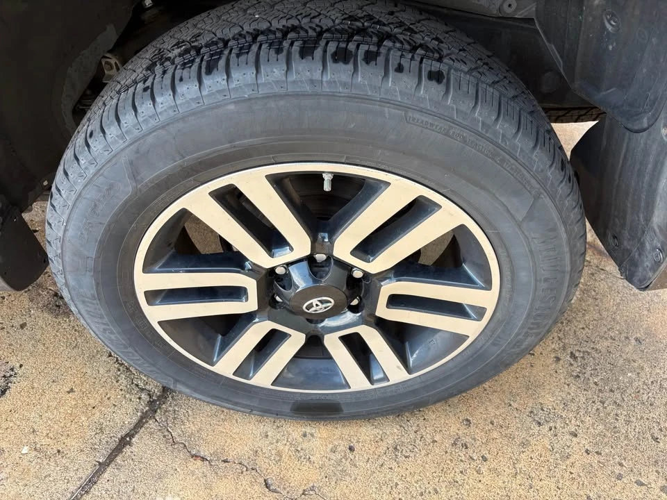 2018 Toyota 4Runner 5th Gen - Image 19 of 20
