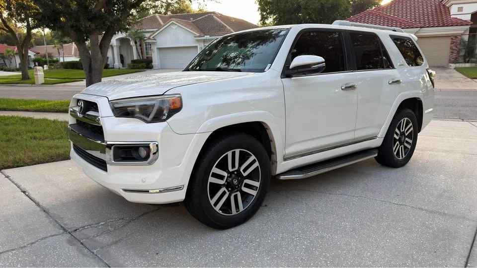 2018 Toyota 4Runner 5th Gen - Image 8 of 17