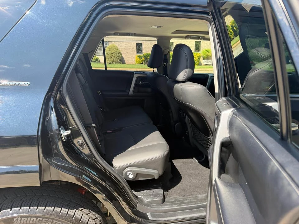 2018 Toyota 4Runner 5th Gen - Image 10 of 13