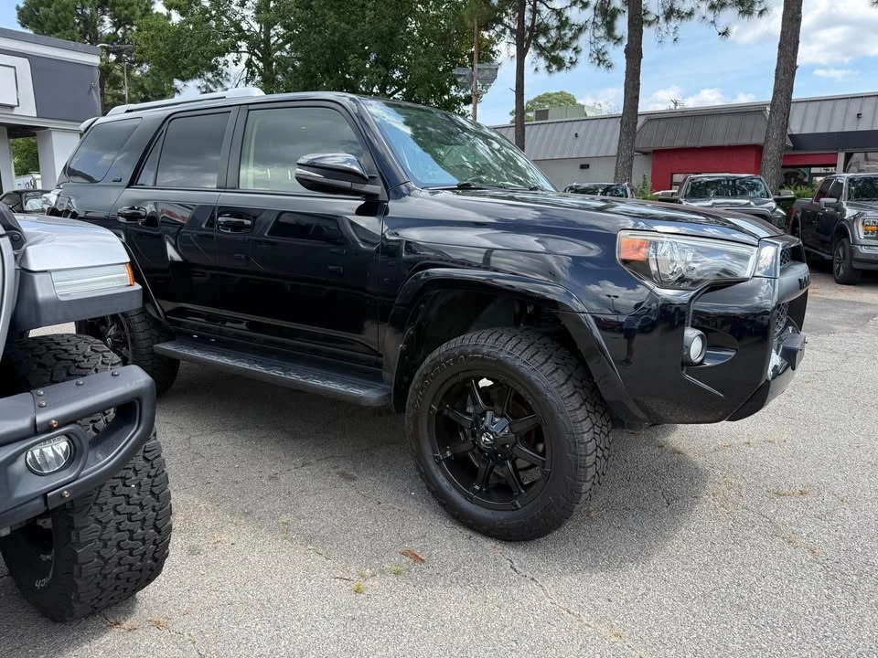 2018 Toyota 4Runner 5th Gen - Image 11 of 12
