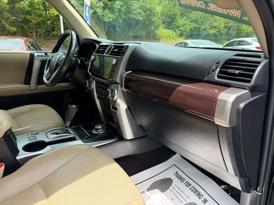 2018 Toyota 4Runner 5th Gen - Image 16 of 20