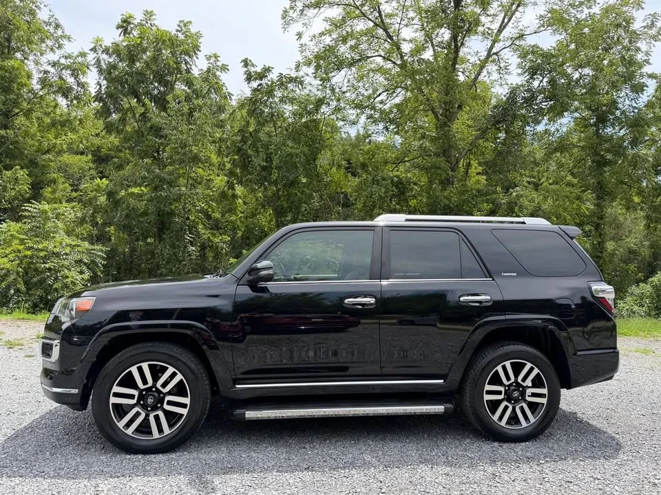 2018 Toyota 4Runner 5th Gen - Image 8 of 20