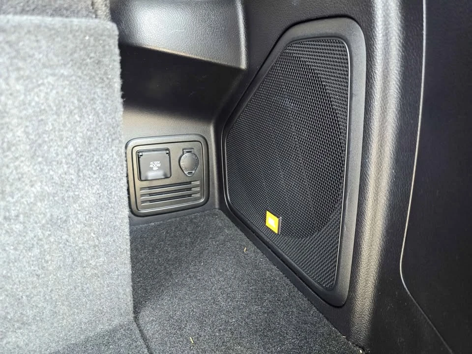 2018 Toyota 4Runner 5th Gen - Image 13 of 20