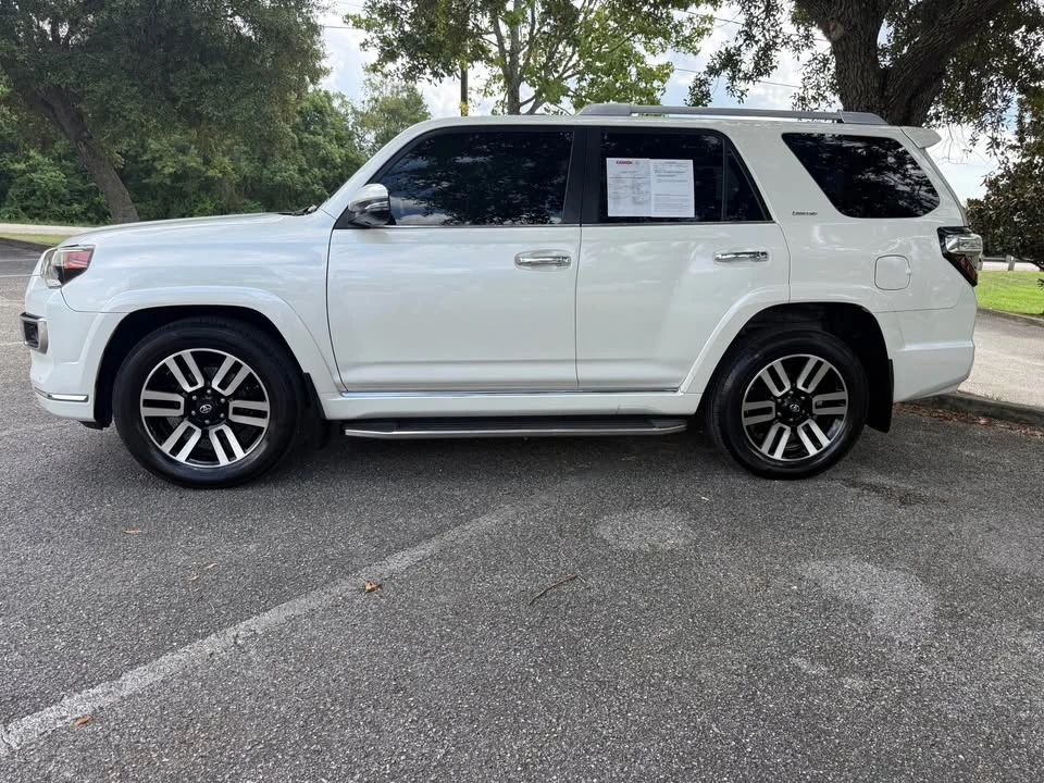 2018 Toyota 4Runner 5th Gen - Image 4 of 18