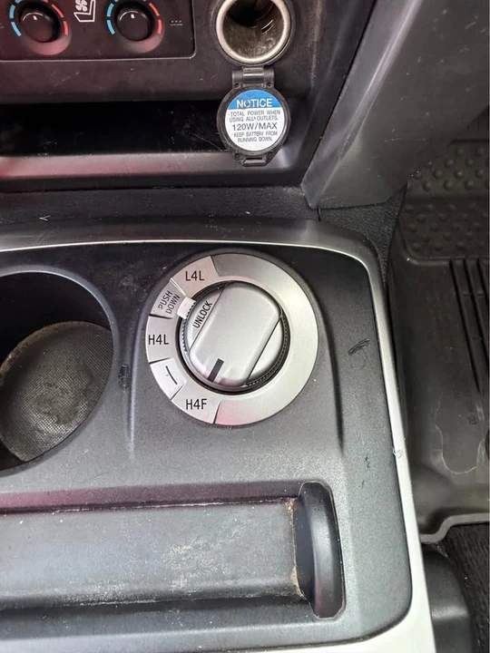 2018 Toyota 4Runner 5th Gen - Image 15 of 16
