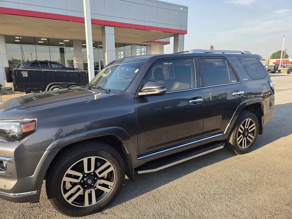 2018 Toyota 4Runner 5th Gen - Image 3 of 10