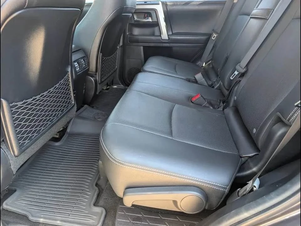 2018 Toyota 4Runner 5th Gen - Image 9 of 12