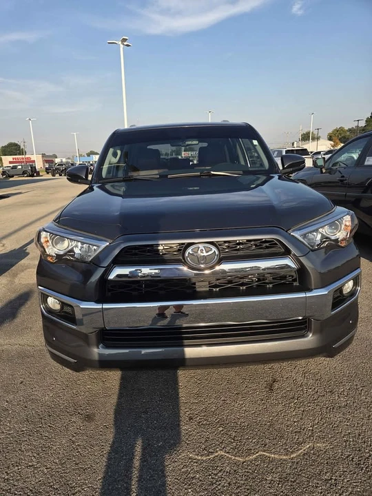 2018 Toyota 4Runner 5th Gen - Image 2 of 10