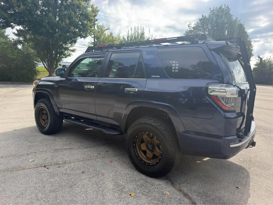 2018 Toyota 4Runner 5th Gen - Image 9 of 15