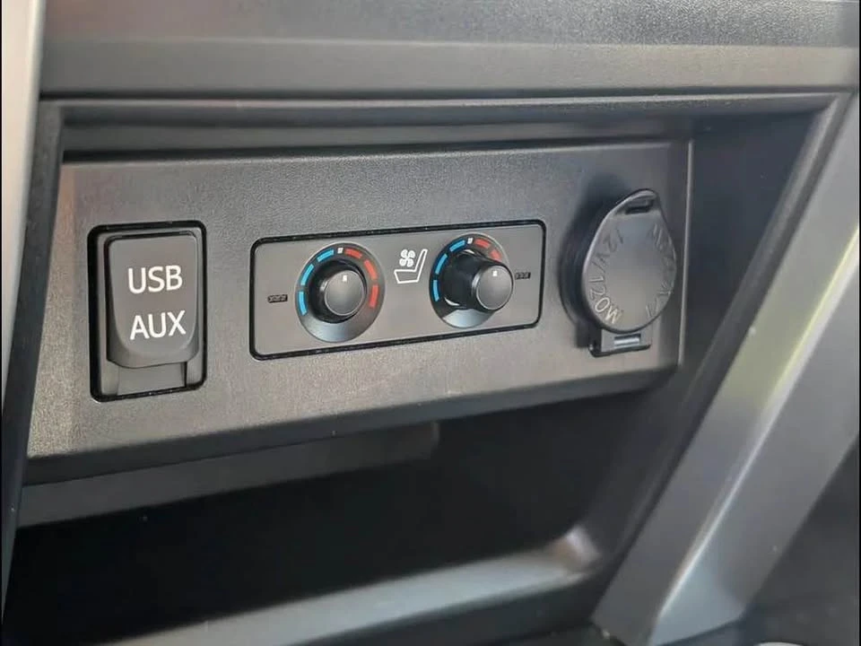 2018 Toyota 4Runner 5th Gen - Image 10 of 12