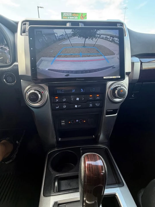 2018 Toyota 4Runner 5th Gen - Image 10 of 11