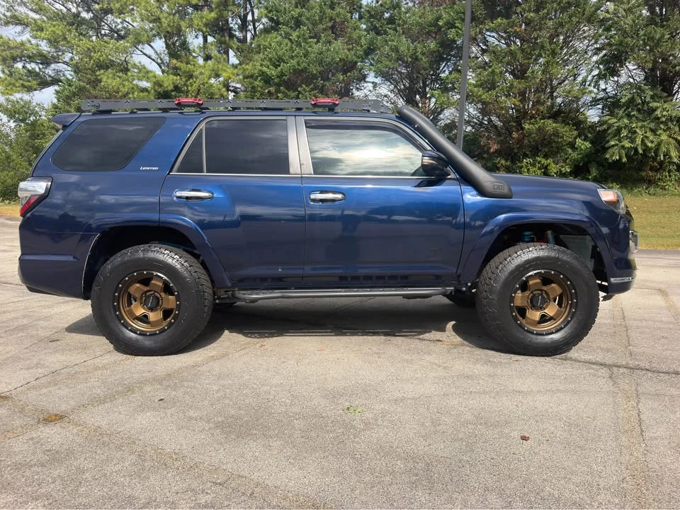 2018 Toyota 4Runner 5th Gen - Image 12 of 15