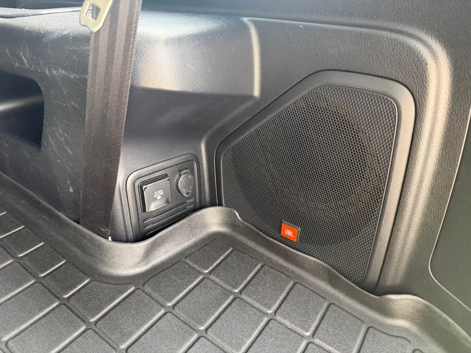2018 Toyota 4Runner 5th Gen - Image 19 of 20