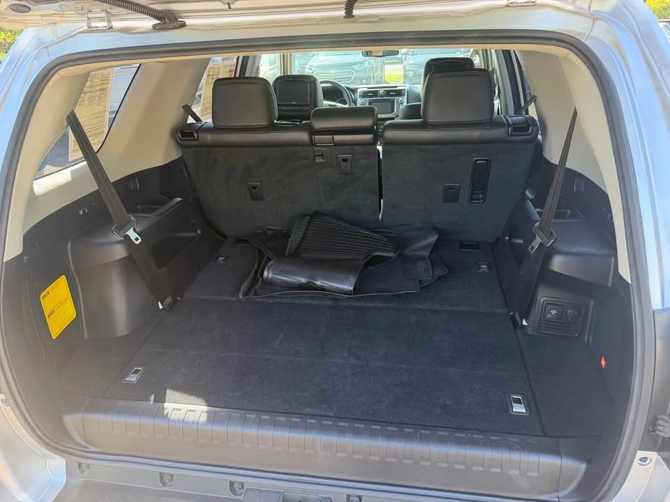 2018 Toyota 4Runner 5th Gen - Image 9 of 10