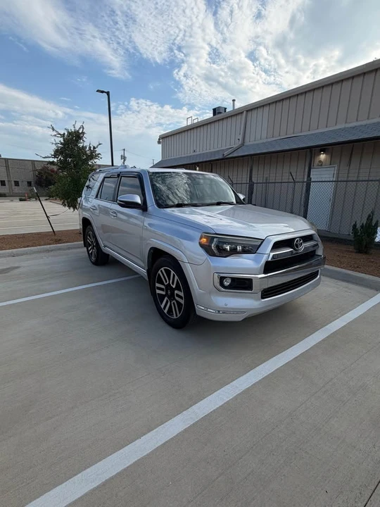 2018 Toyota 4Runner 5th Gen - Image 4 of 11