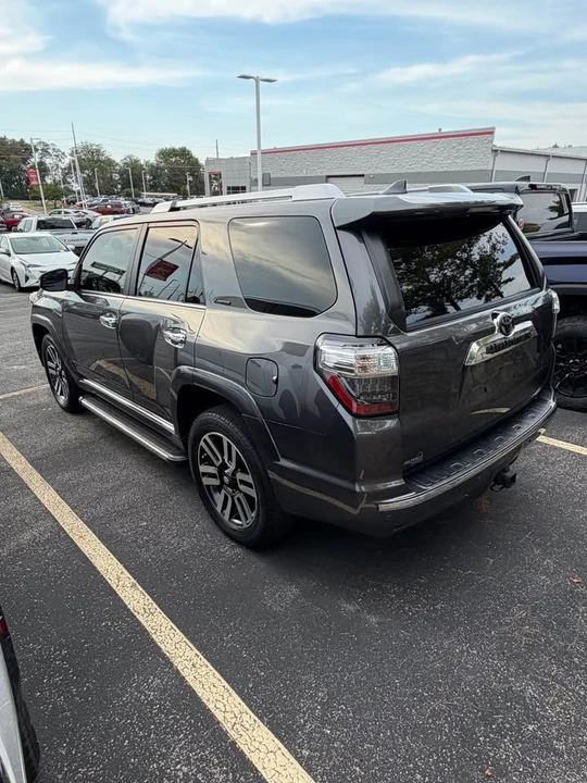 2018 Toyota 4Runner 5th Gen - Image 2 of 2