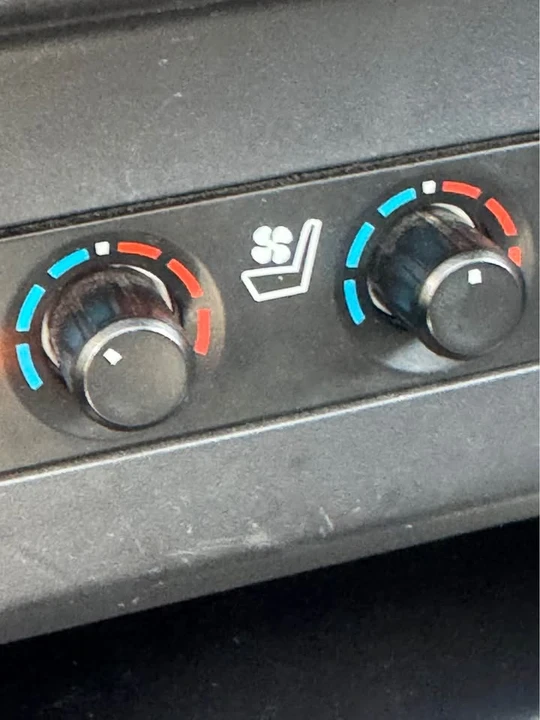 2018 Toyota 4Runner 5th Gen - Image 16 of 18
