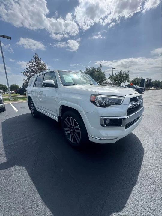 2018 Toyota 4Runner 5th Gen - Image 8 of 18