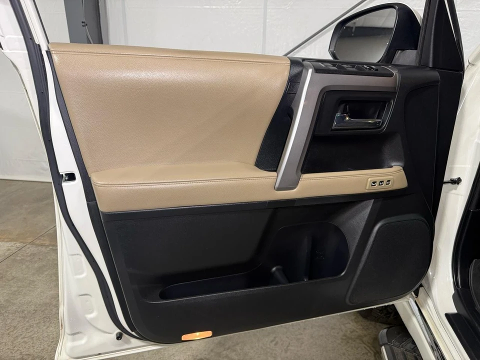 2018 Toyota 4Runner 5th Gen - Image 12 of 21