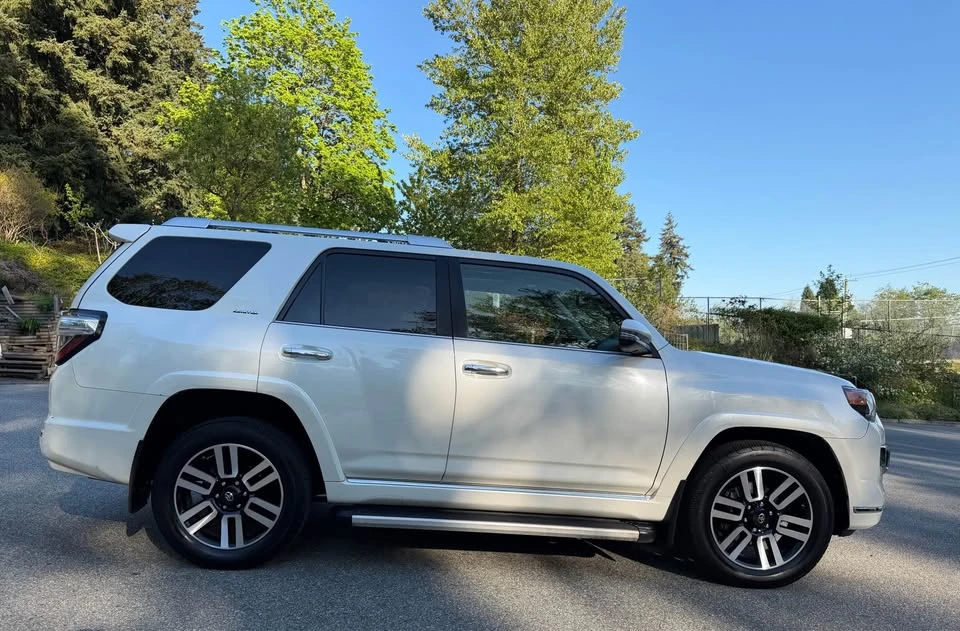 2018 Toyota 4Runner 5th Gen - Image 4 of 13