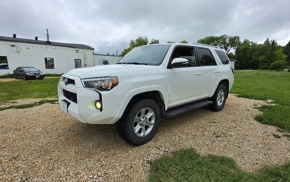 2018 Toyota 4Runner 5th Gen - Image 2 of 20