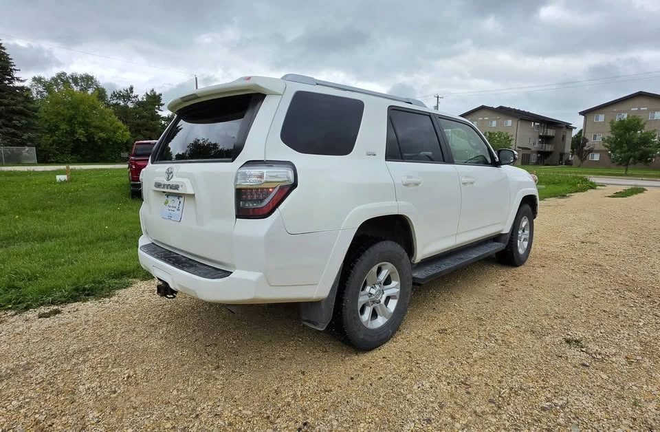 2018 Toyota 4Runner 5th Gen - Image 11 of 20