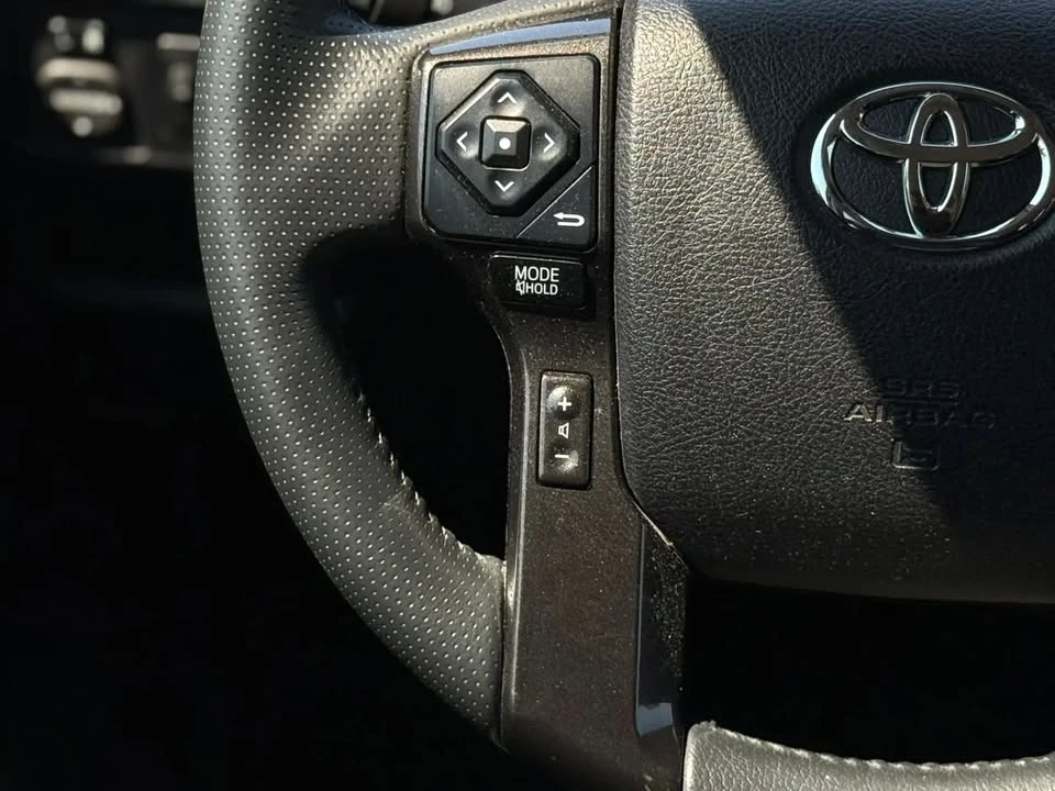 2018 Toyota 4Runner 5th Gen - Image 17 of 20