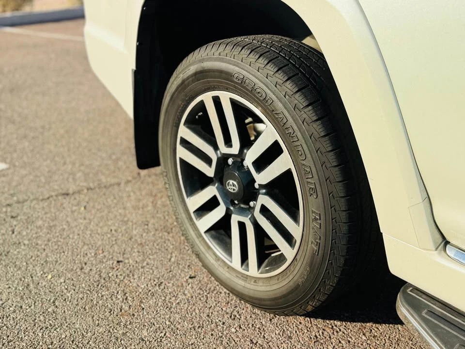 2018 Toyota 4Runner 5th Gen - Image 5 of 16