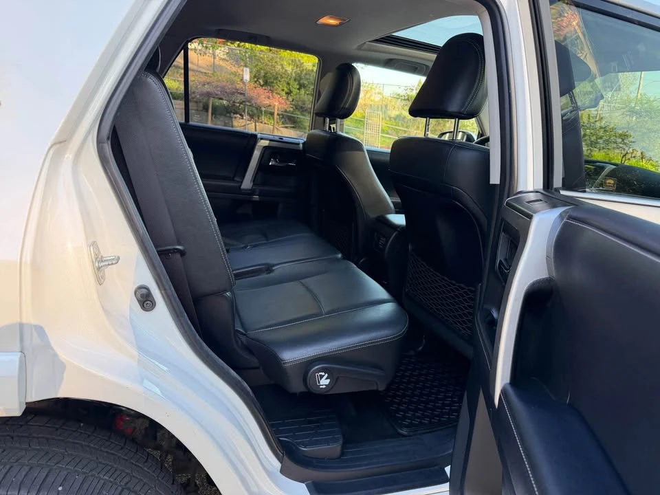 2018 Toyota 4Runner 5th Gen - Image 9 of 13