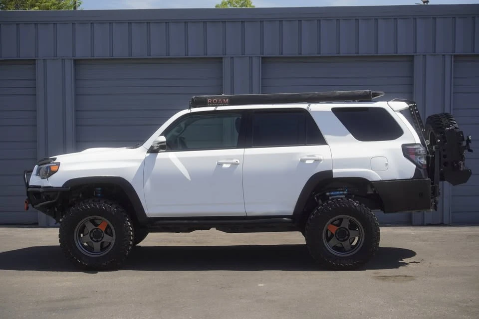 2018 Toyota 4Runner 5th Gen - Image 2 of 15