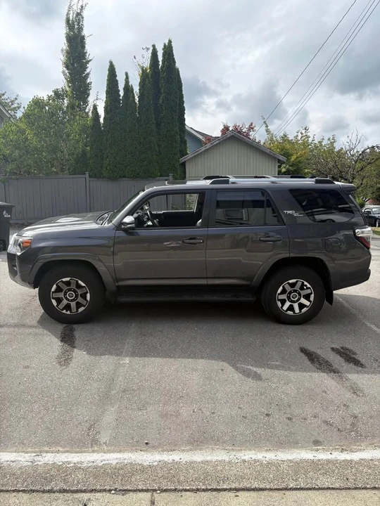 2018 Toyota 4Runner 5th Gen - Image 4 of 18