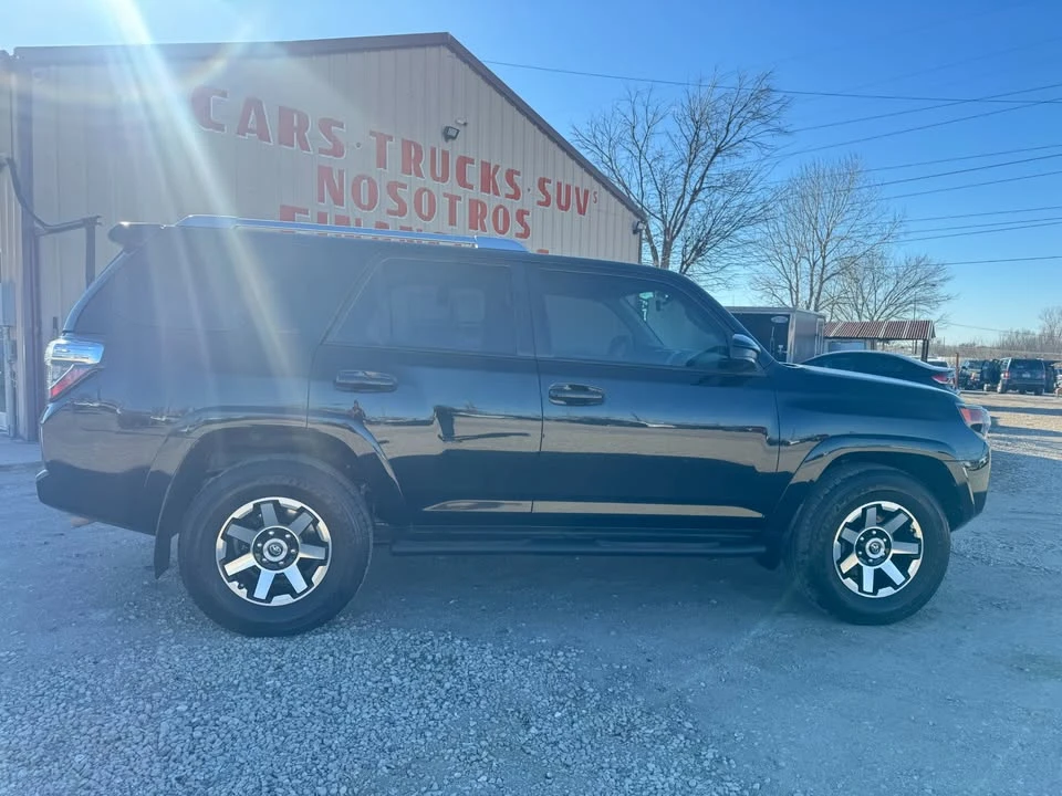 2018 Toyota 4Runner 5th Gen - Image 5 of 13