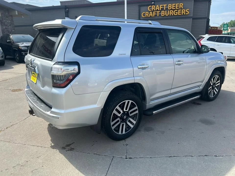 2018 Toyota 4Runner 5th Gen - Image 3 of 20