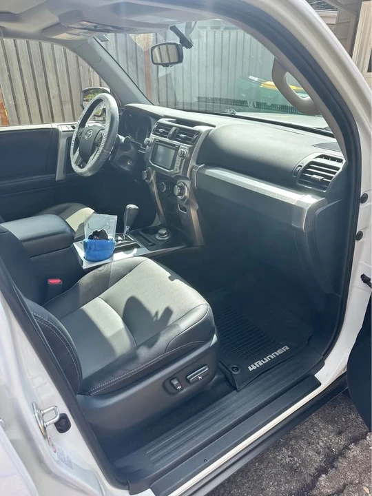 2018 Toyota 4Runner 5th Gen - Image 19 of 20