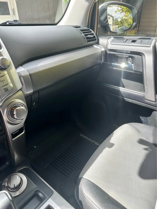 2018 Toyota 4Runner 5th Gen - Image 13 of 20