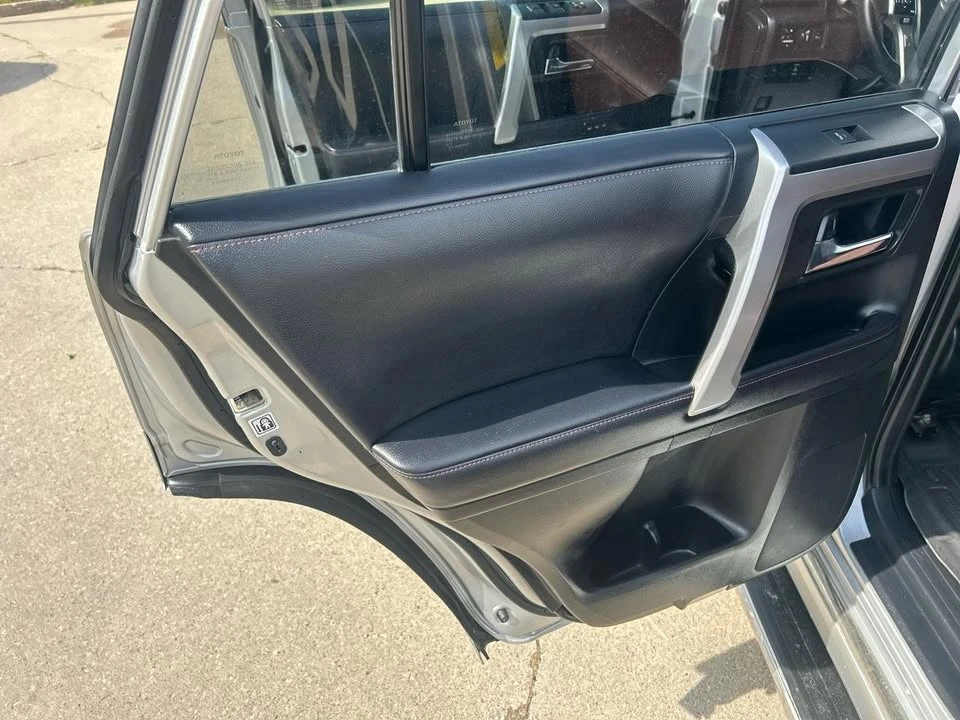2018 Toyota 4Runner 5th Gen - Image 11 of 20