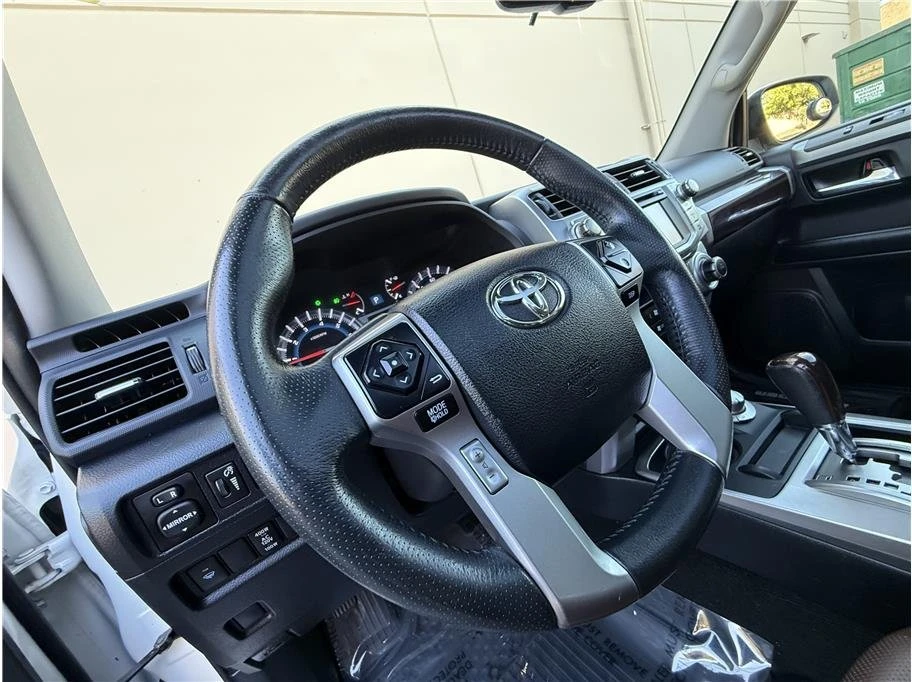 2018 Toyota 4Runner 5th Gen - Image 9 of 20
