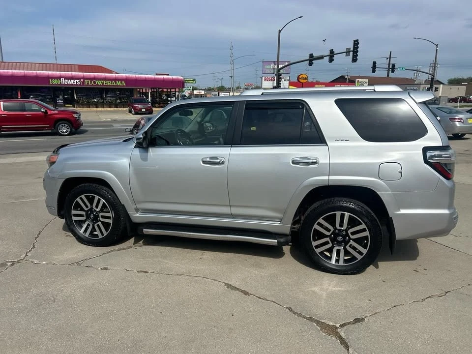 2018 Toyota 4Runner 5th Gen - Image 6 of 20
