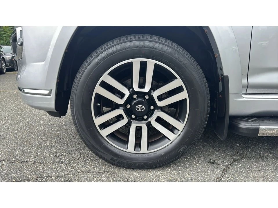 2018 Toyota 4Runner 5th Gen - Image 17 of 20