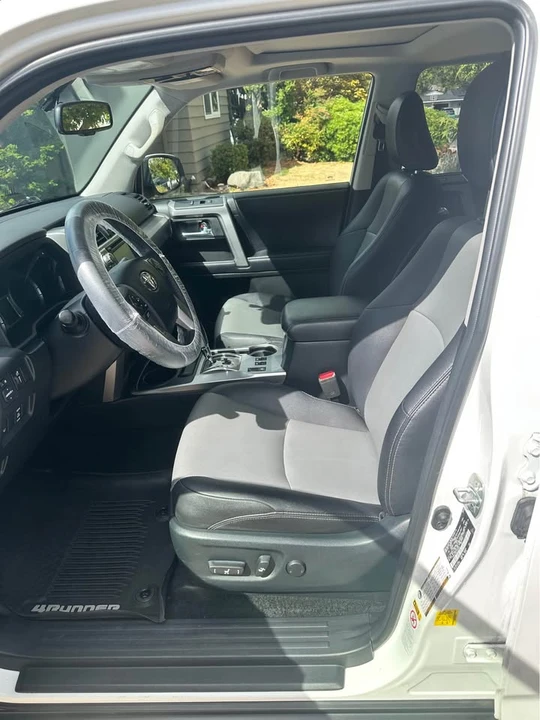 2018 Toyota 4Runner 5th Gen - Image 11 of 20